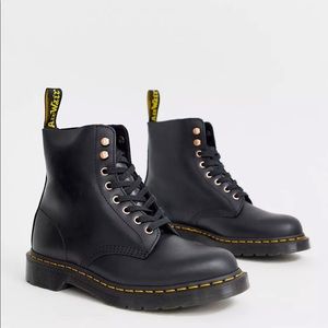 COPY - Dr Martens 1460 Pascal boots